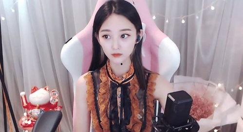 娱乐吃瓜主播女,揭秘娱乐吃瓜主播女生的魅力与影响力